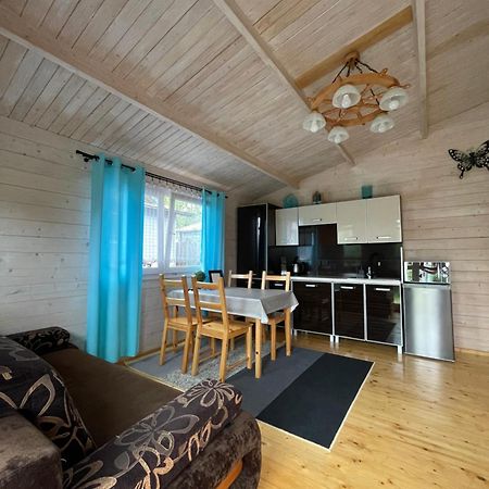 Sewana Pokoje Goscinne I Domki Letniskowe Mikołajki Exteriér fotografie