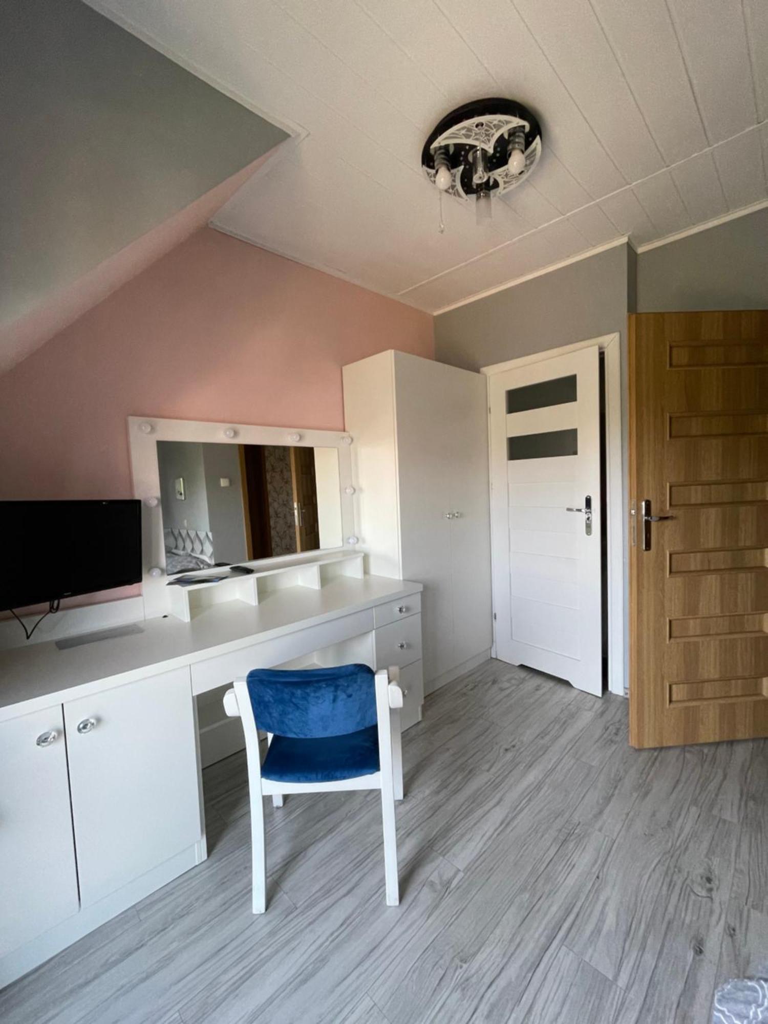 Sewana Pokoje Goscinne I Domki Letniskowe Mikołajki Exteriér fotografie